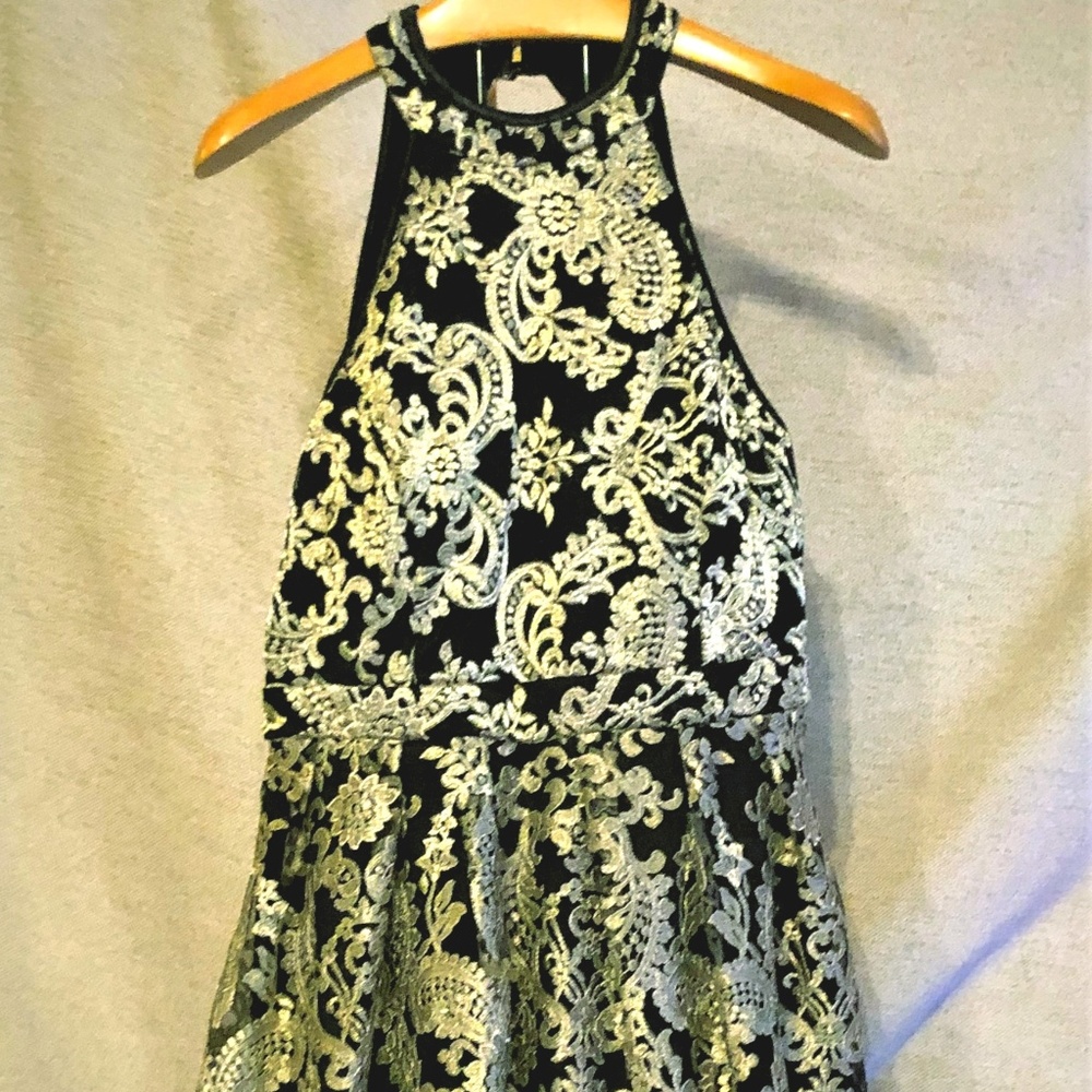Emerald SundaeBlack and Gold Metallic Dress Size 1